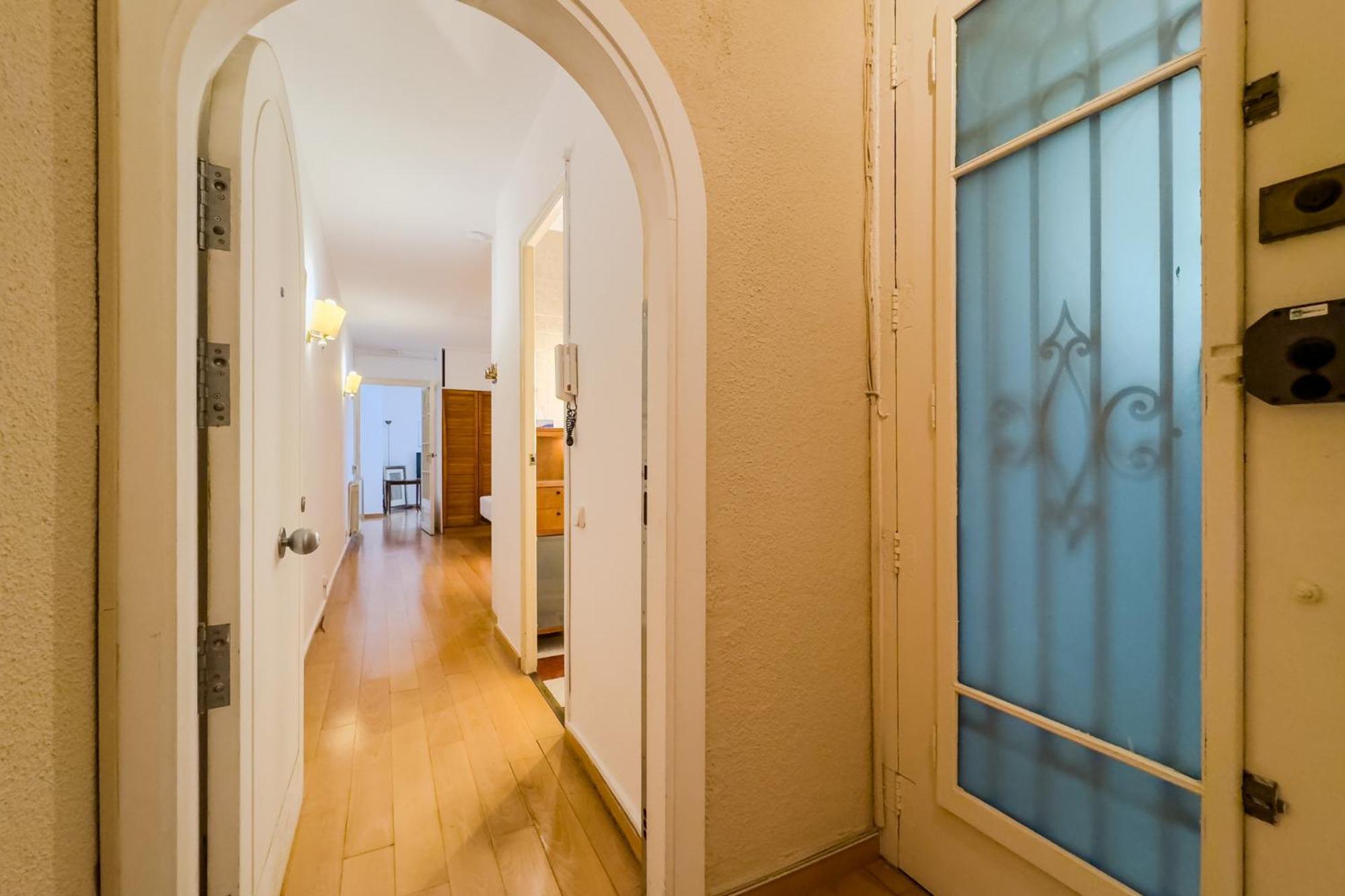 Enrique Granados Apartment บาร์เซโลนา ภายนอก รูปภาพ