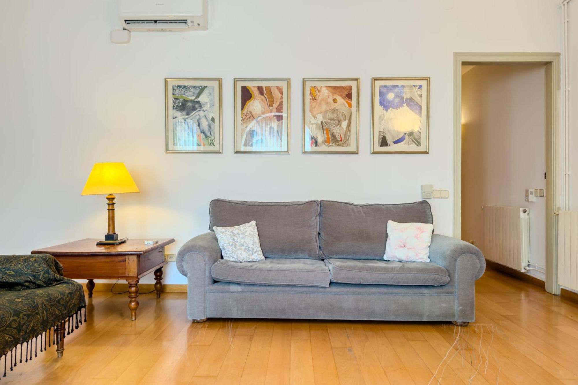 Enrique Granados Apartment บาร์เซโลนา ภายนอก รูปภาพ