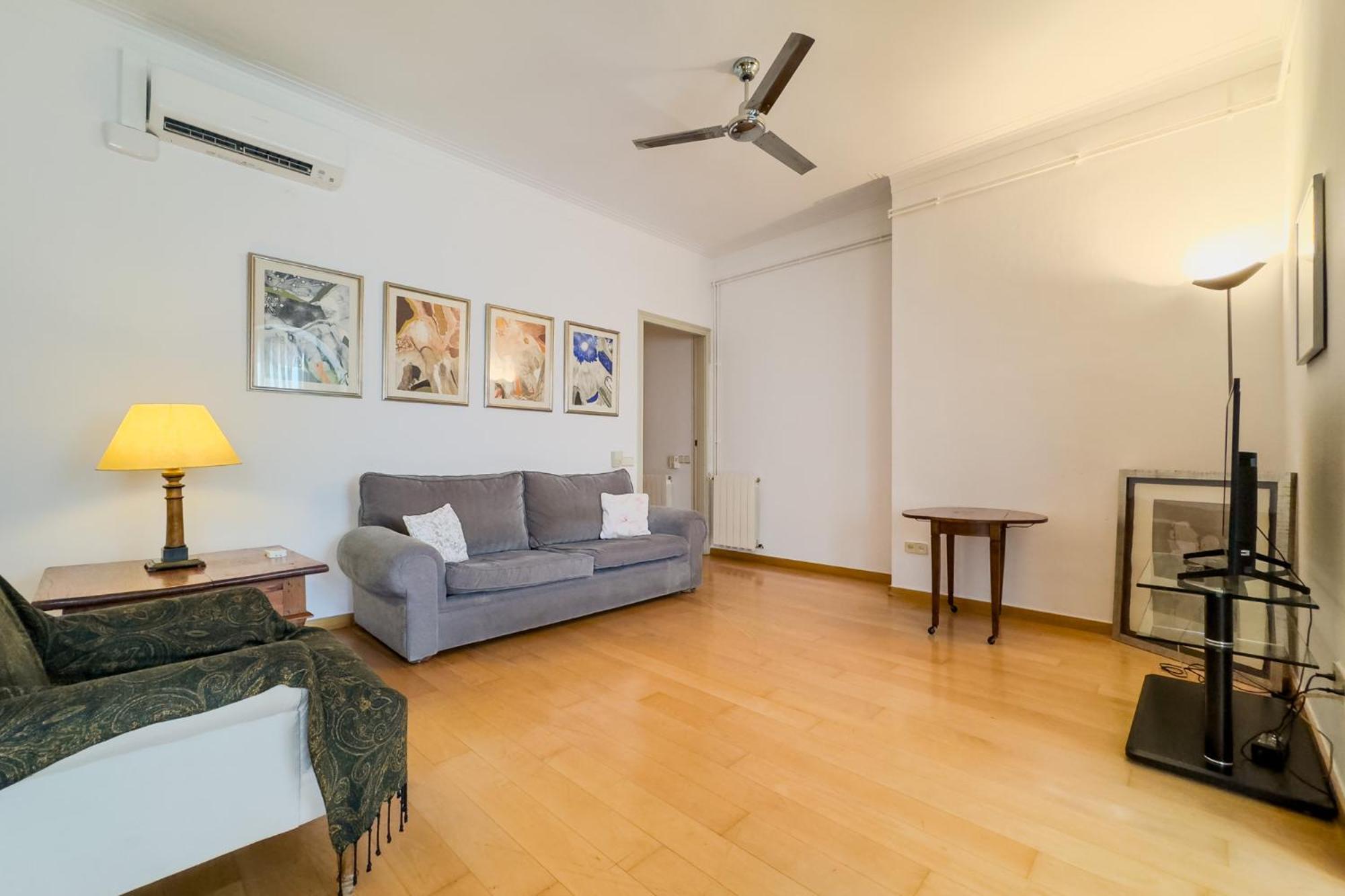 Enrique Granados Apartment บาร์เซโลนา ภายนอก รูปภาพ