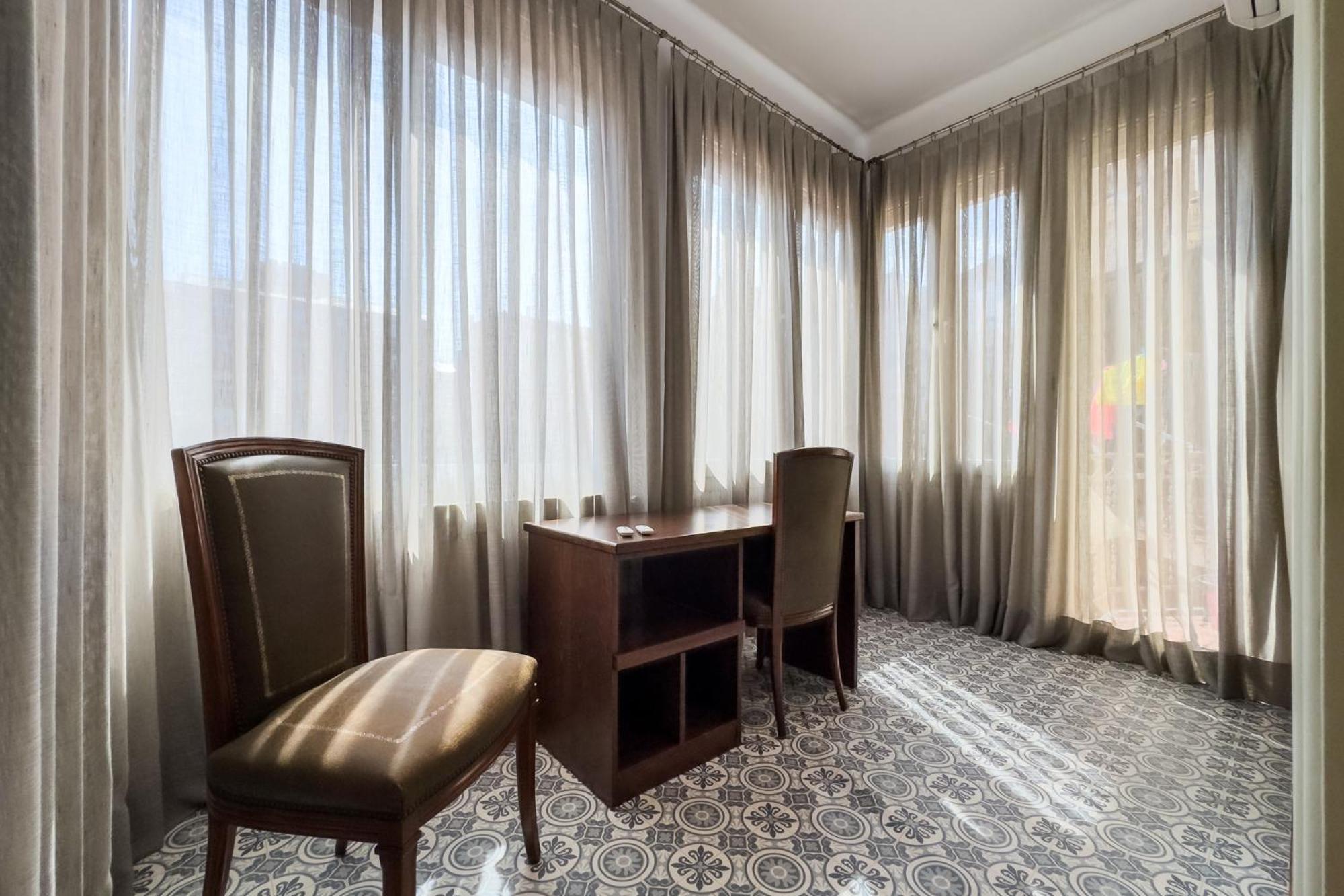 Enrique Granados Apartment บาร์เซโลนา ภายนอก รูปภาพ