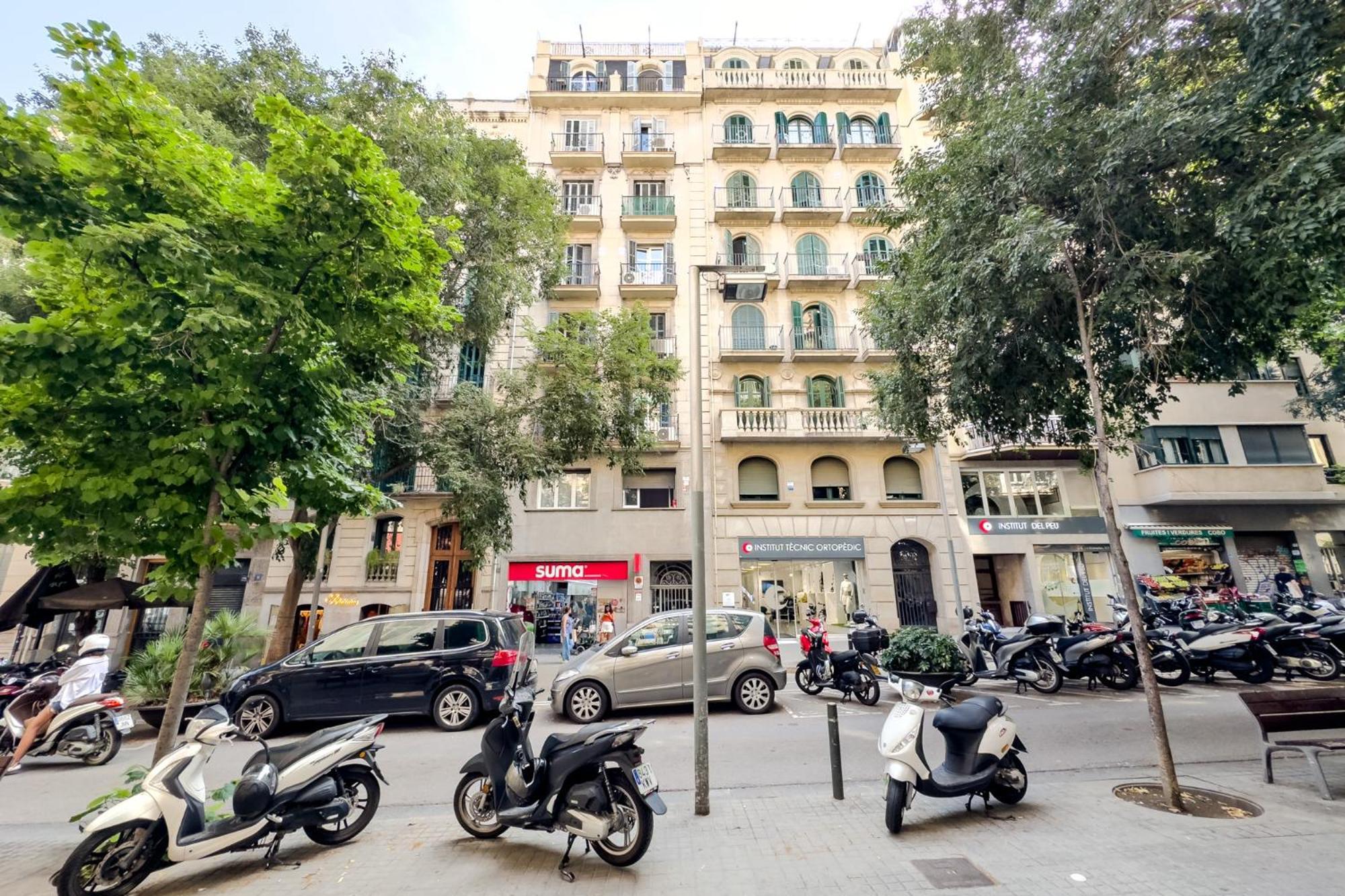 Enrique Granados Apartment บาร์เซโลนา ภายนอก รูปภาพ