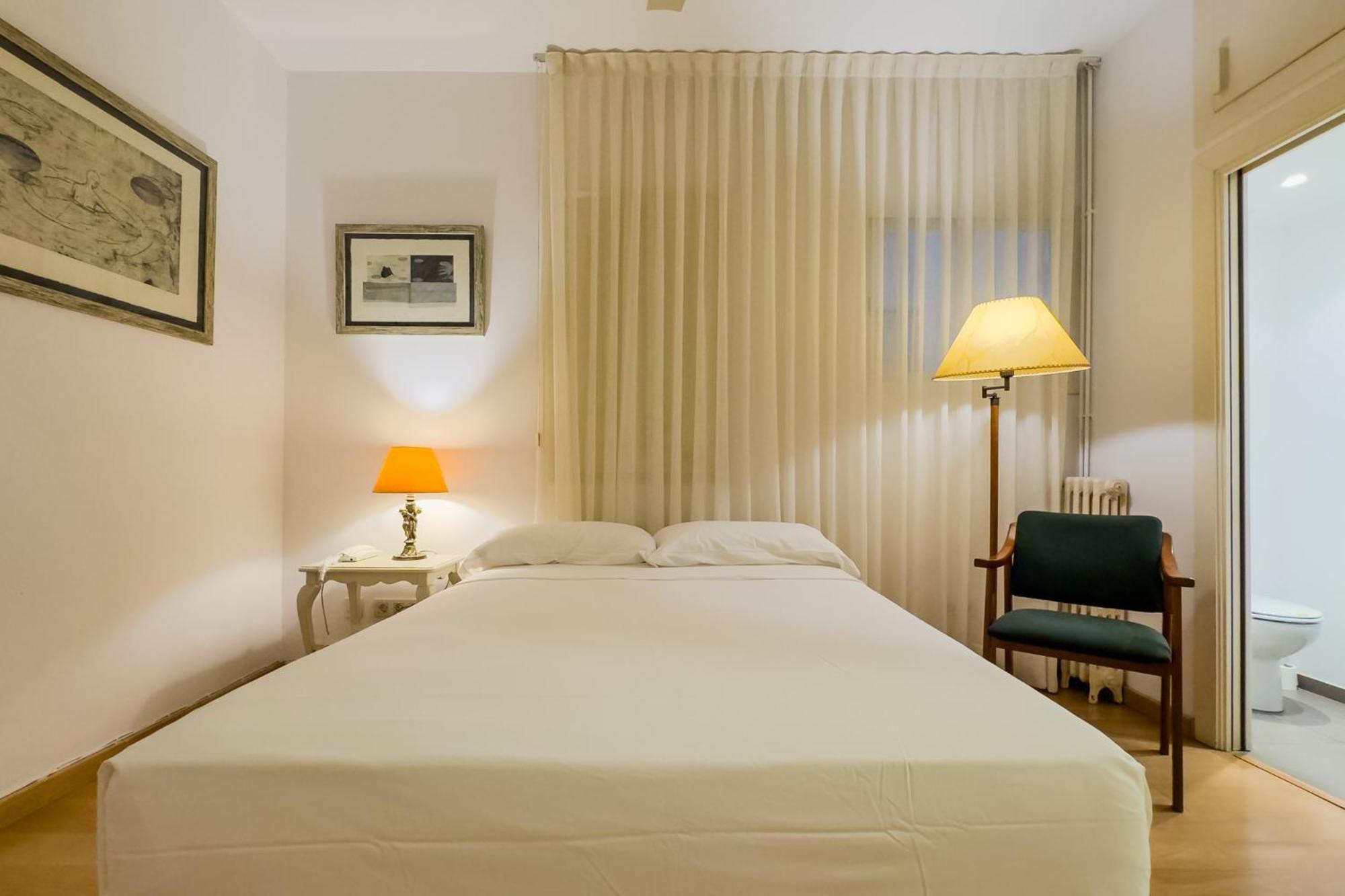 Enrique Granados Apartment บาร์เซโลนา ภายนอก รูปภาพ