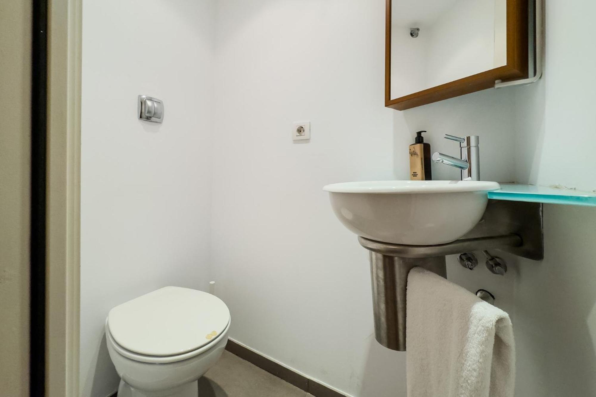 Enrique Granados Apartment บาร์เซโลนา ภายนอก รูปภาพ