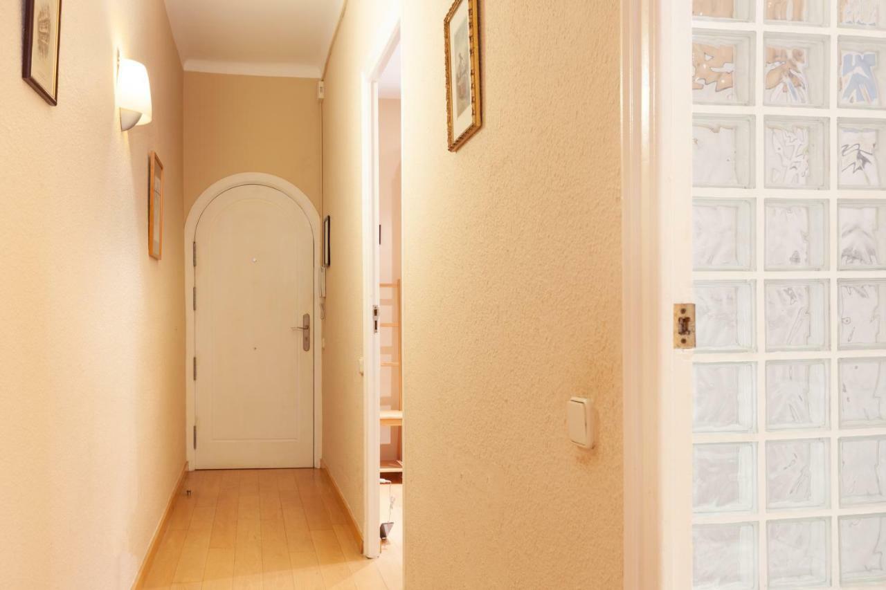 Enrique Granados Apartment บาร์เซโลนา ภายนอก รูปภาพ