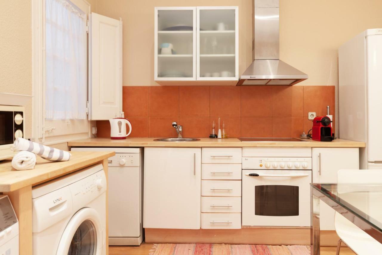 Enrique Granados Apartment บาร์เซโลนา ภายนอก รูปภาพ